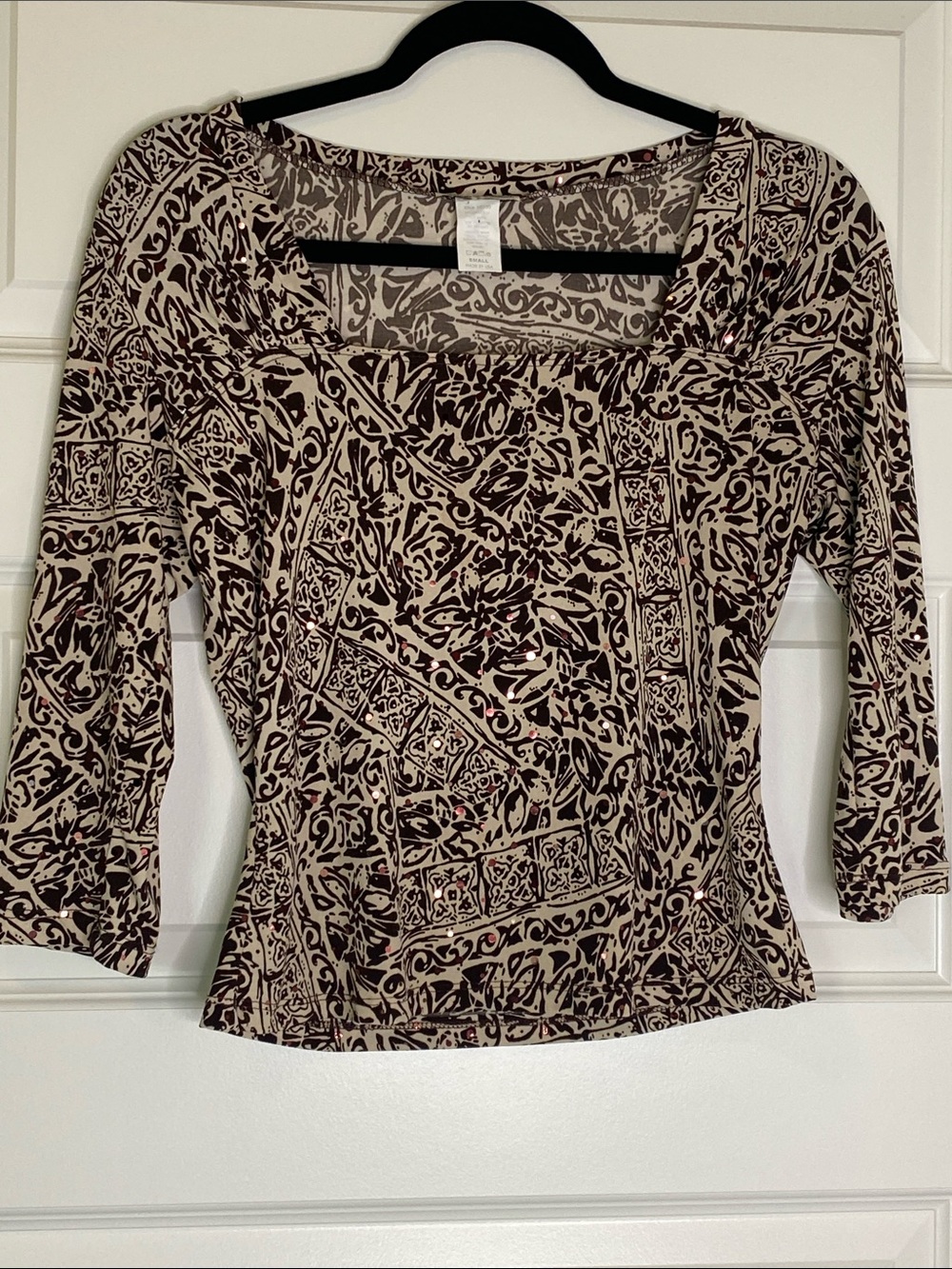 Vintage Square-Neck Long Sleeve Printed Top with Sparkles all over